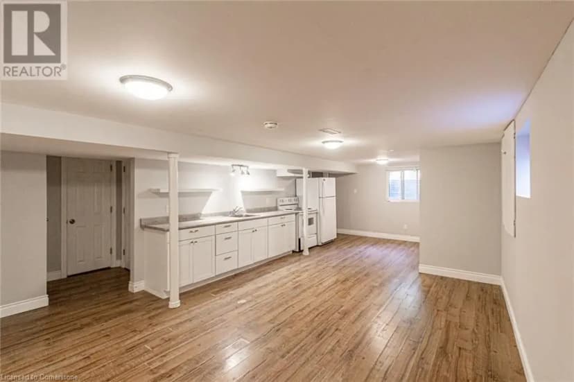Bright, Modern Interiors